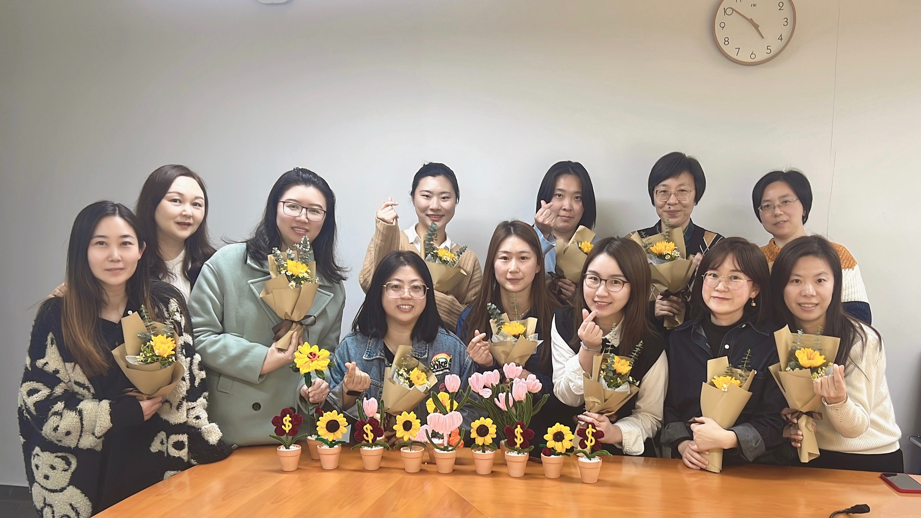 不负韶华 芳华绽放丨国中水务总部开展三八妇女节主题活动